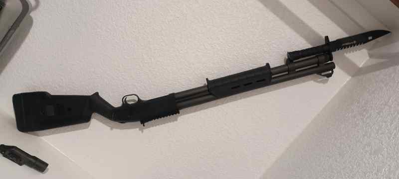 Mossberg 590A1 Magpul Edition (Never Fired)