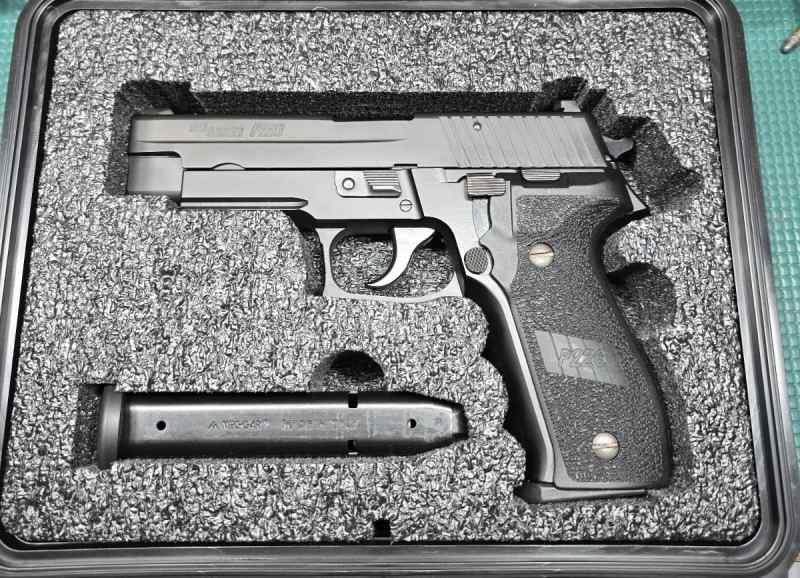 SIG P226 