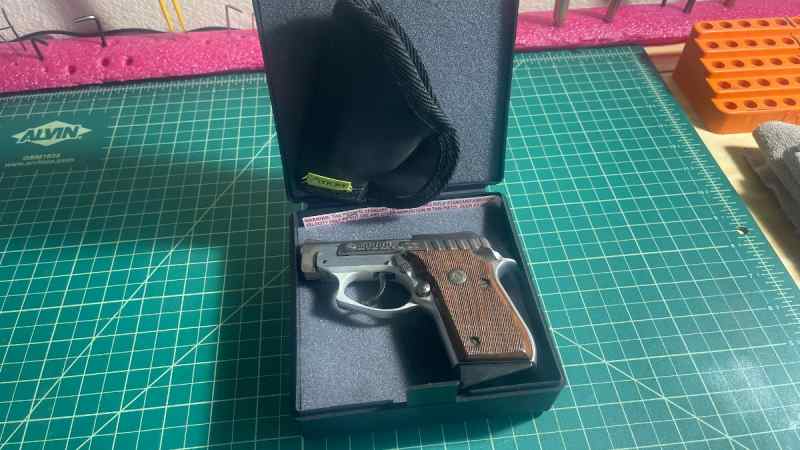 Taurus PT22 for sale 22lr Stainles Steel w/holster