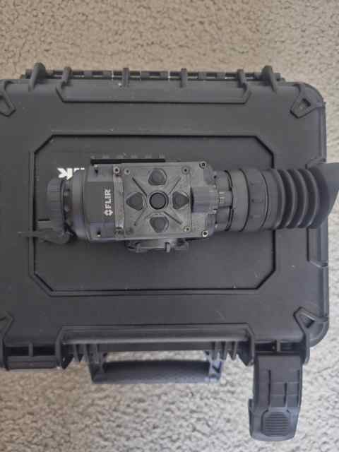 FLIR PTS233