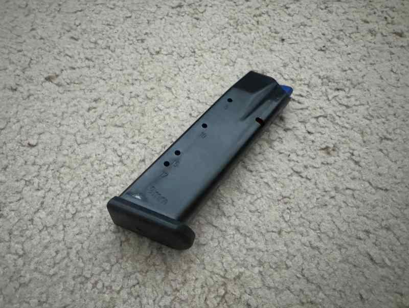 CZ75 Shadow 2 9mm magazine