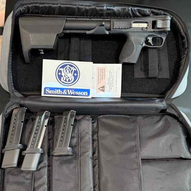 Like new Smith &amp; Wesson FPC