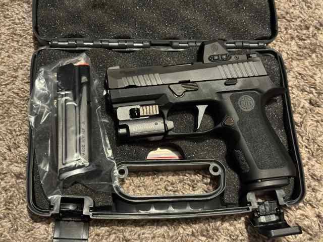 Sig Sauer P320 X-Compact