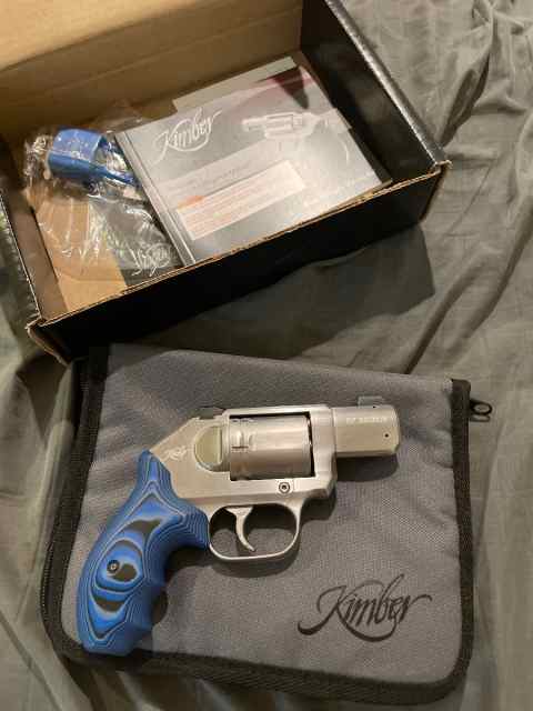 **Make Offer** Kimber K6s DAO w/ ammo &amp; holster **