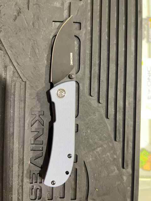 Eikonic knife
