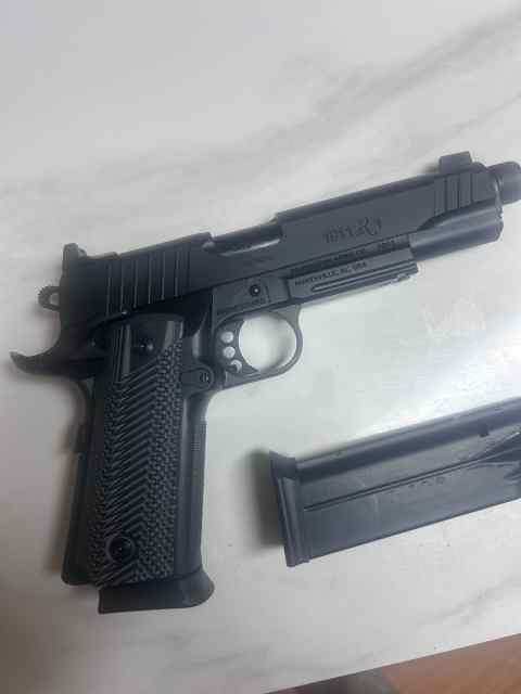 Remington 1911 R1 Tactical 45 Auto