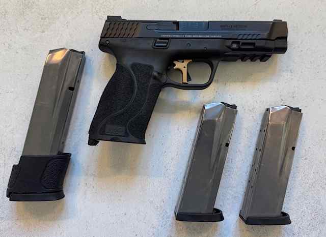 Smith &amp; Wesson 2.0 in 45