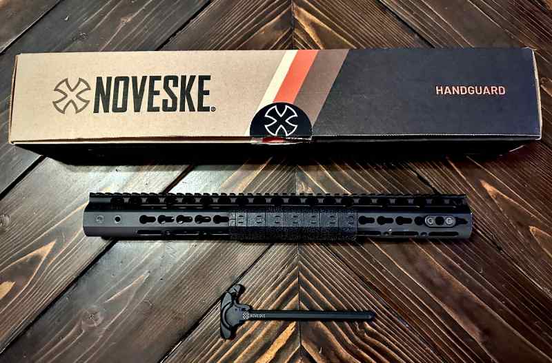 Noveske N4 Handguard, charging handle, AR-15 parts