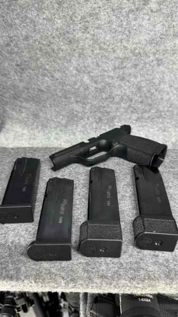 P365XL mags