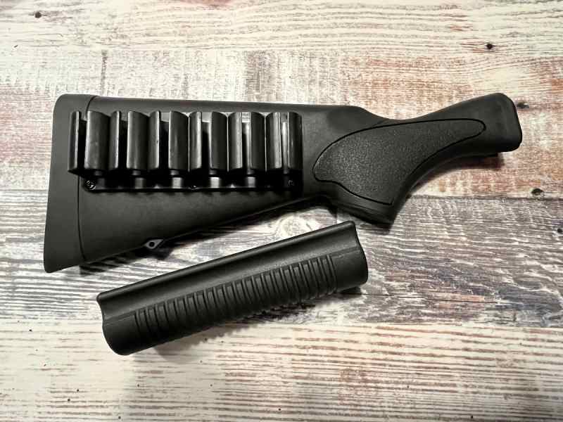 Remington 870 synthetic furniture w/Side Saddle