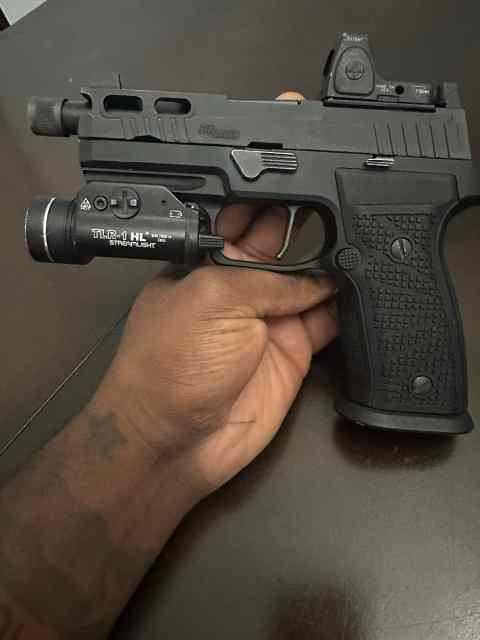 Sig Sauer P320 AXG
