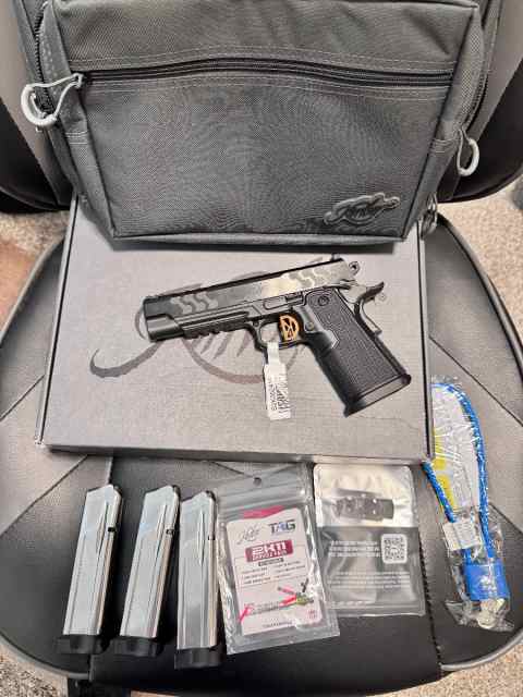 Like New Kimber 2K11 .45 ACP W/ 3 Mags+Box+Bag