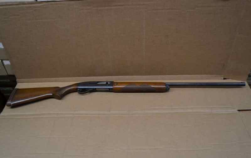 Remington 11 48 with 28 Brl and holds 4 rounds