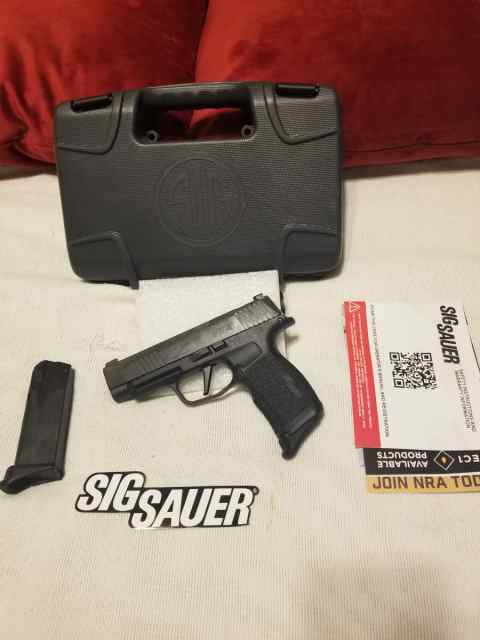 SELLING SIG SAUER P-365XL PISTOL