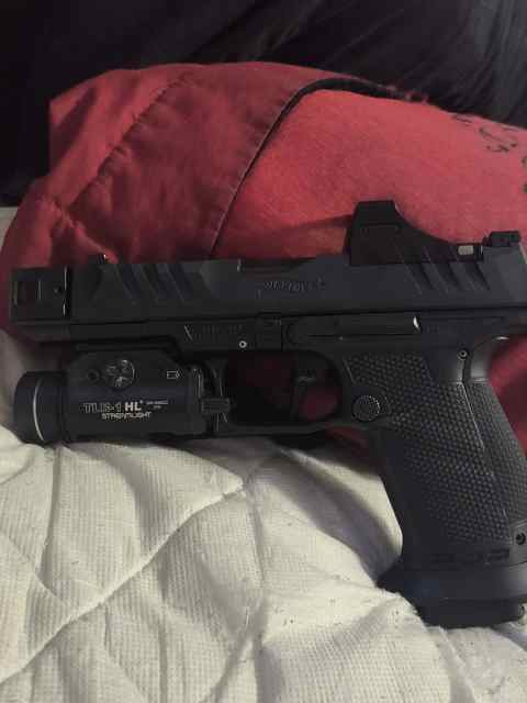WTT Walther PDP pro with Holosun scs