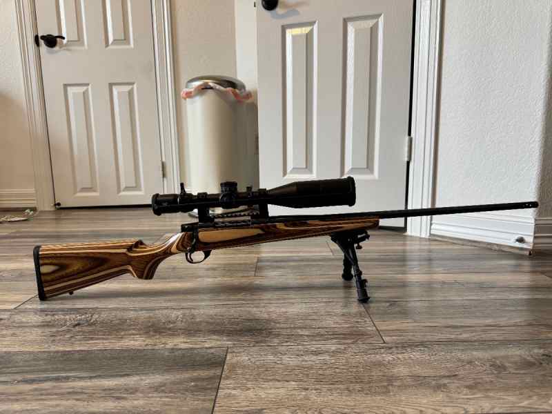 Weatherby .30/06 with many extras