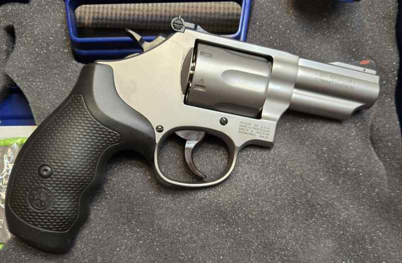 S&W 686-8 right side APRIL2025.jpg