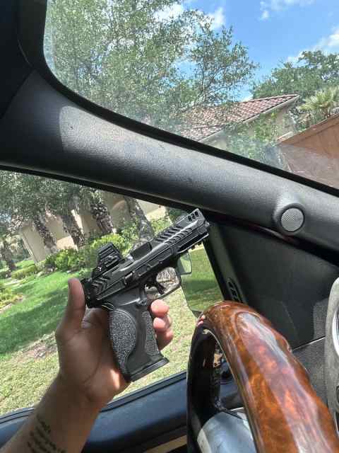 M&amp;P Metal comp, apex, holosun 