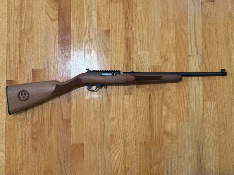 Ruger 10/22 Takedown - Talo Walnut Stock