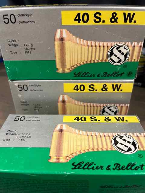 Sellier &amp; Bellot 40 S&amp;W -900 rounds