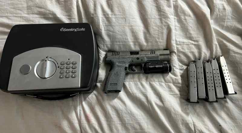 Springfield XD-9 Tactical 5” with OEM mags, extras