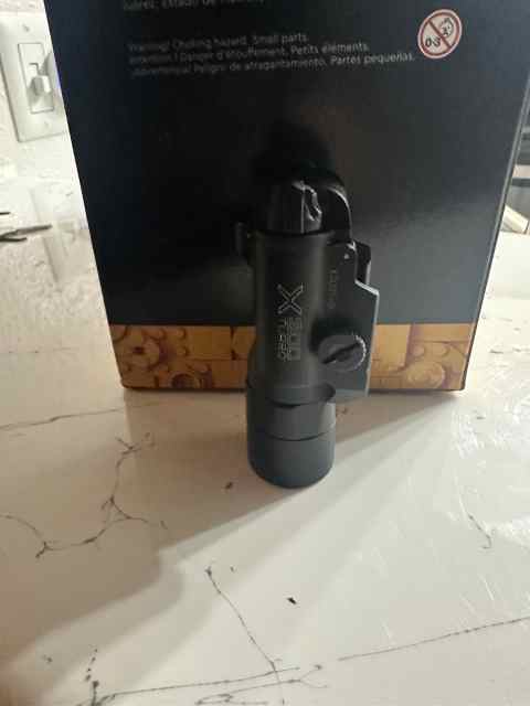 Surefire x300T Model B 