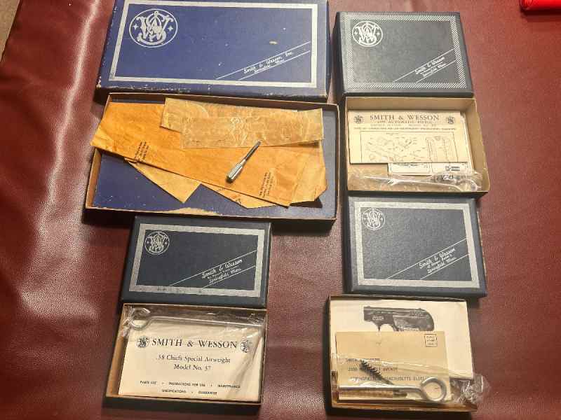 Vintage Smith &amp; Wesson handgun boxes