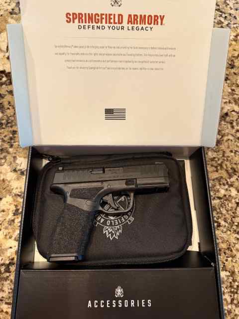 Springfield Hellcat Pro 