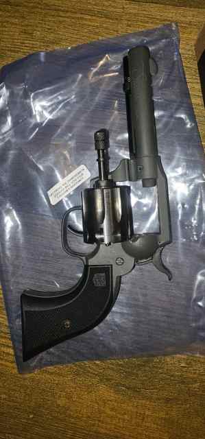 Diamondback sidekick 9 shot  22lr-22mag  $250