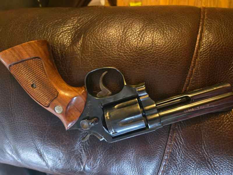 Smith and wesson model 581