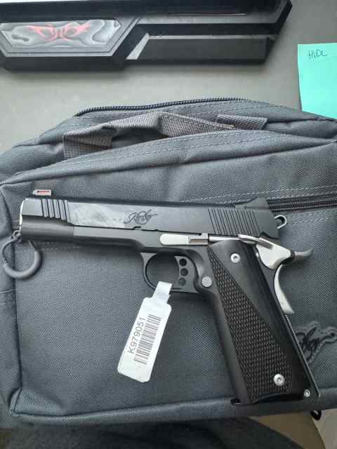 Kimber 1911 lw nightstar 45 acp