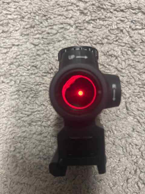 Trijicon MRO w/lower 1/3 cowitness