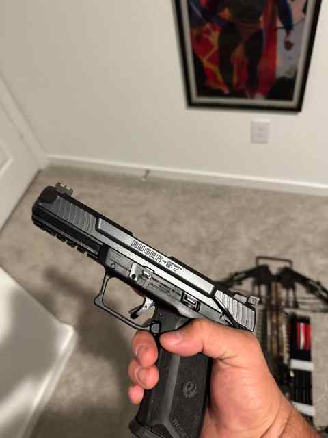 WTT Ruger 5.7 with 4 magazines and mounting plate