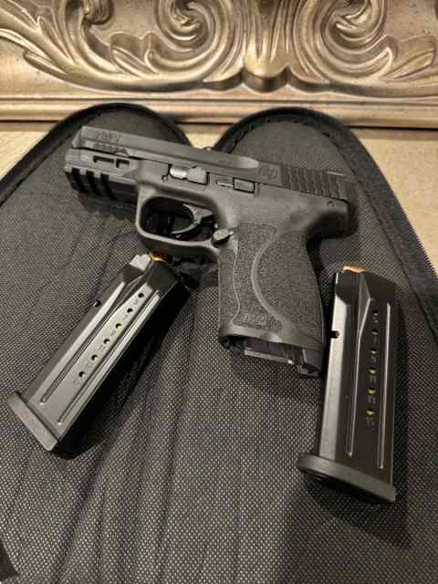 Smith and Wesson 9mm m&amp;p9 m2.0 New/Never Fired
