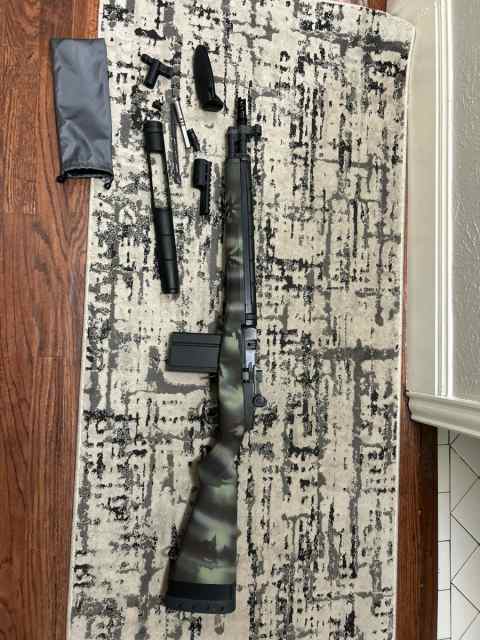 M1A Socom and 21 magazines