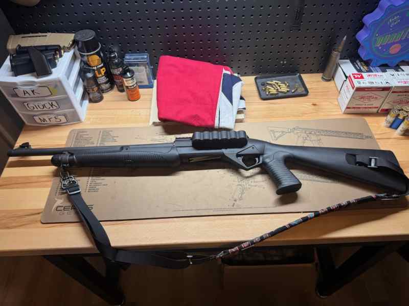 Benelli Supernova 12g with side saddle 