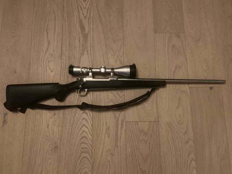 Ruger M77 MKII 270 Win with Leupold Scope