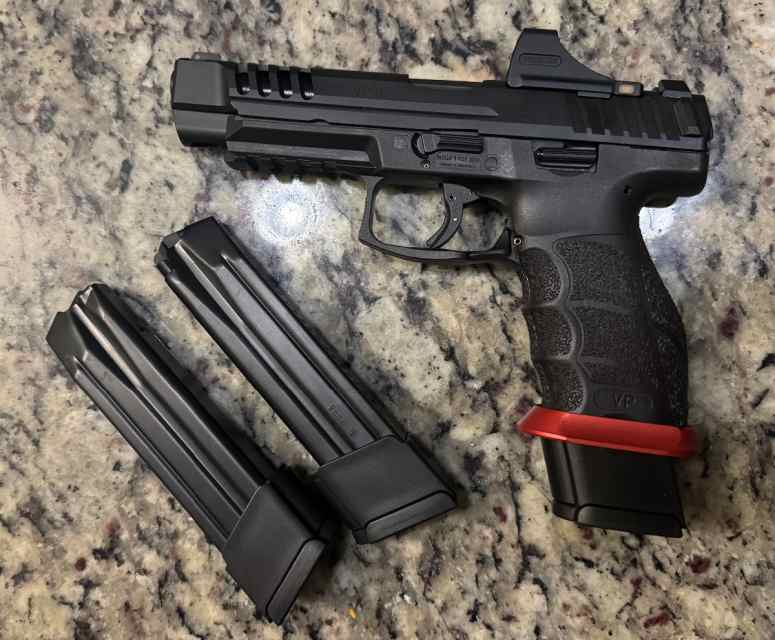 HK VP9L OR with HOLOSUN SCS Sight $900
