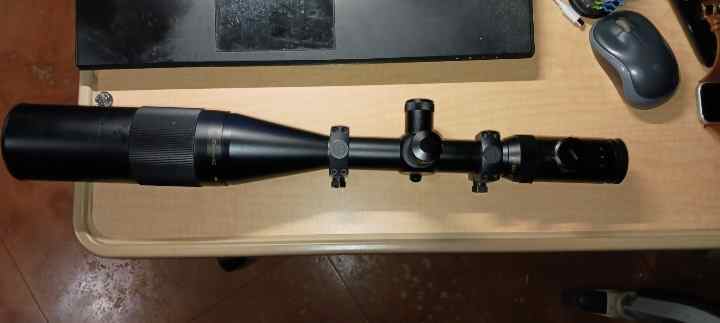 NightForce BenchRest Scope 12-42 x 56 Reticle NP1R