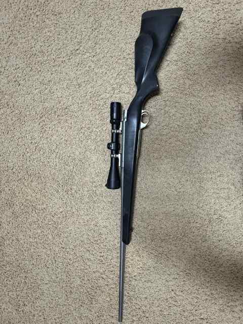 Weatherby Vanguard Synthetic .300 Win Mag w/Scope