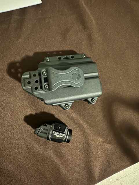 Tlr7x with alien gear holster 