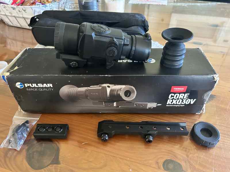 Pulsar RXQ30V Thermal black/white version