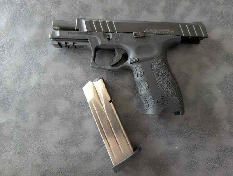 Stoeger STR-9mm