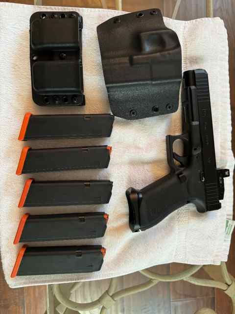 Price reduced !!!  Glock 34 with Extras 