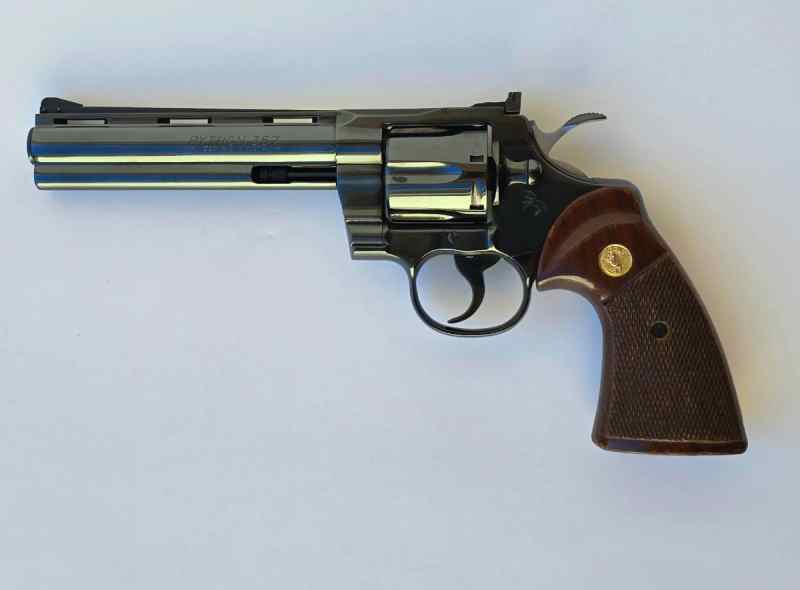 Colt Python .357 (1977) - The Holy Grail