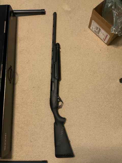 Benelli SuperNova 12 Guage 3-1/2 Pump Shotgun 26in