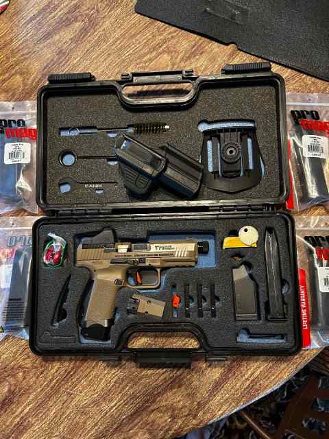 Canik TP9 Elite Combat w/ Vortex Viper-5 mags
