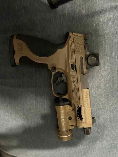 Built 556/223 rifle. S&amp;W M&amp;P 2.0, and misc stuff 