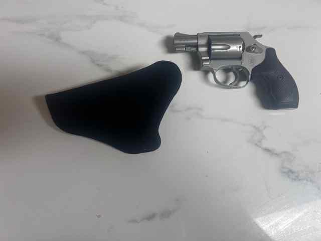 Smith &amp; Wesson Airweight 38 Special 