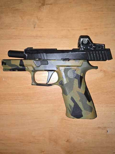 P320 X carry + Romeo 1